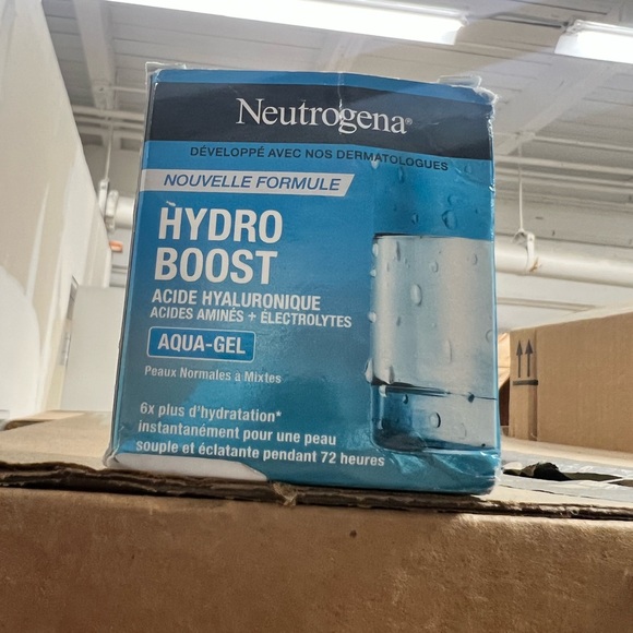 Nuetragena Hydro Water Gel - Picture 3 of 3